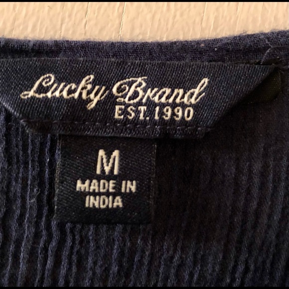 Lucky Brand size M top - Picture 4 of 4